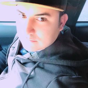 Meet your Posher, Javier